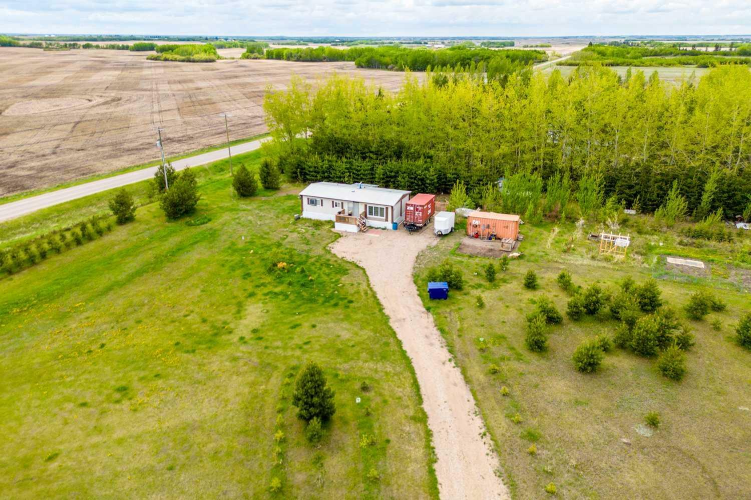 454004 Rge Rd 65  Rural Wainwright No. 61, M.d. of AB T9W 1T2 photo