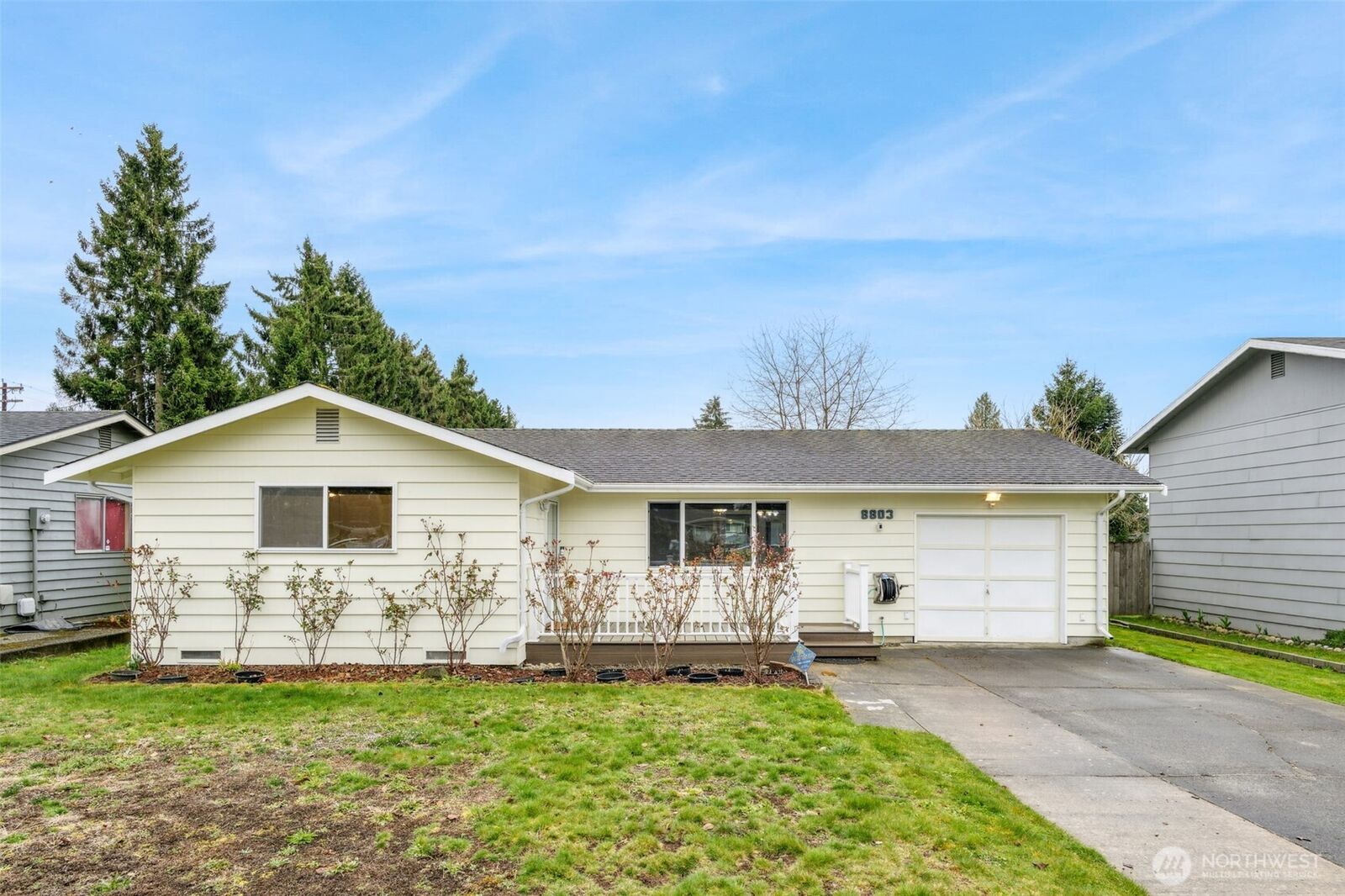 Property Photo:  8803  Emerson Place  WA 98208 