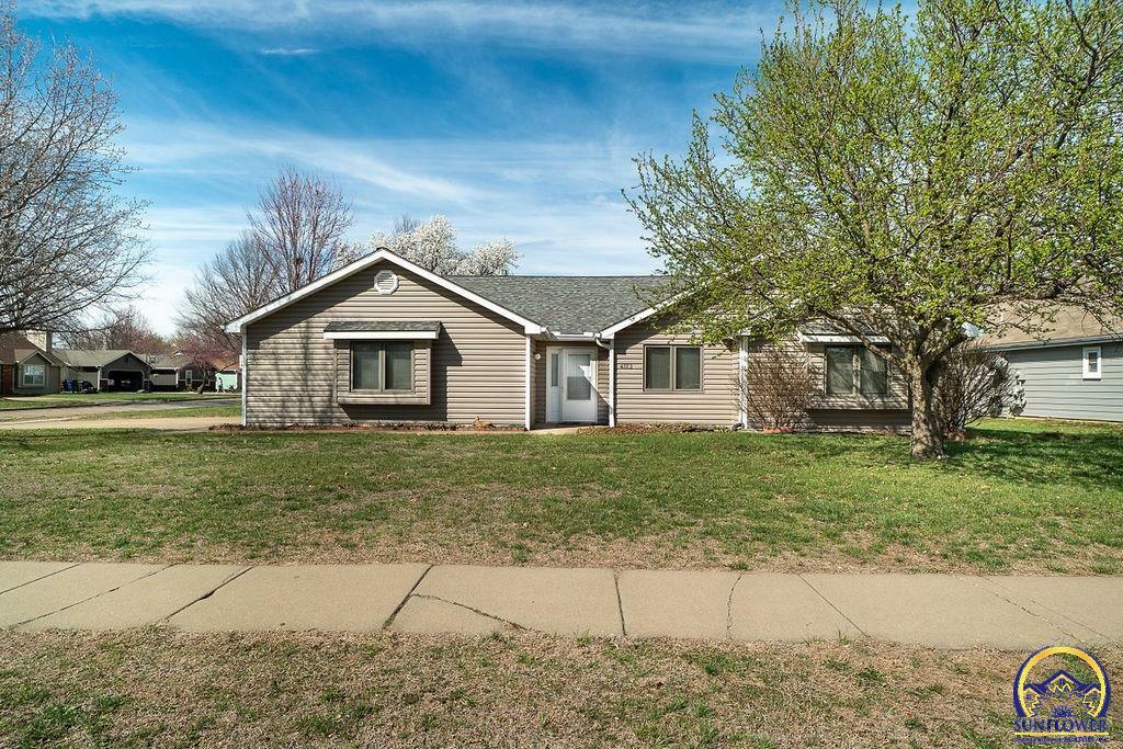 Property Photo: 4012 Trail Rd KS 66049