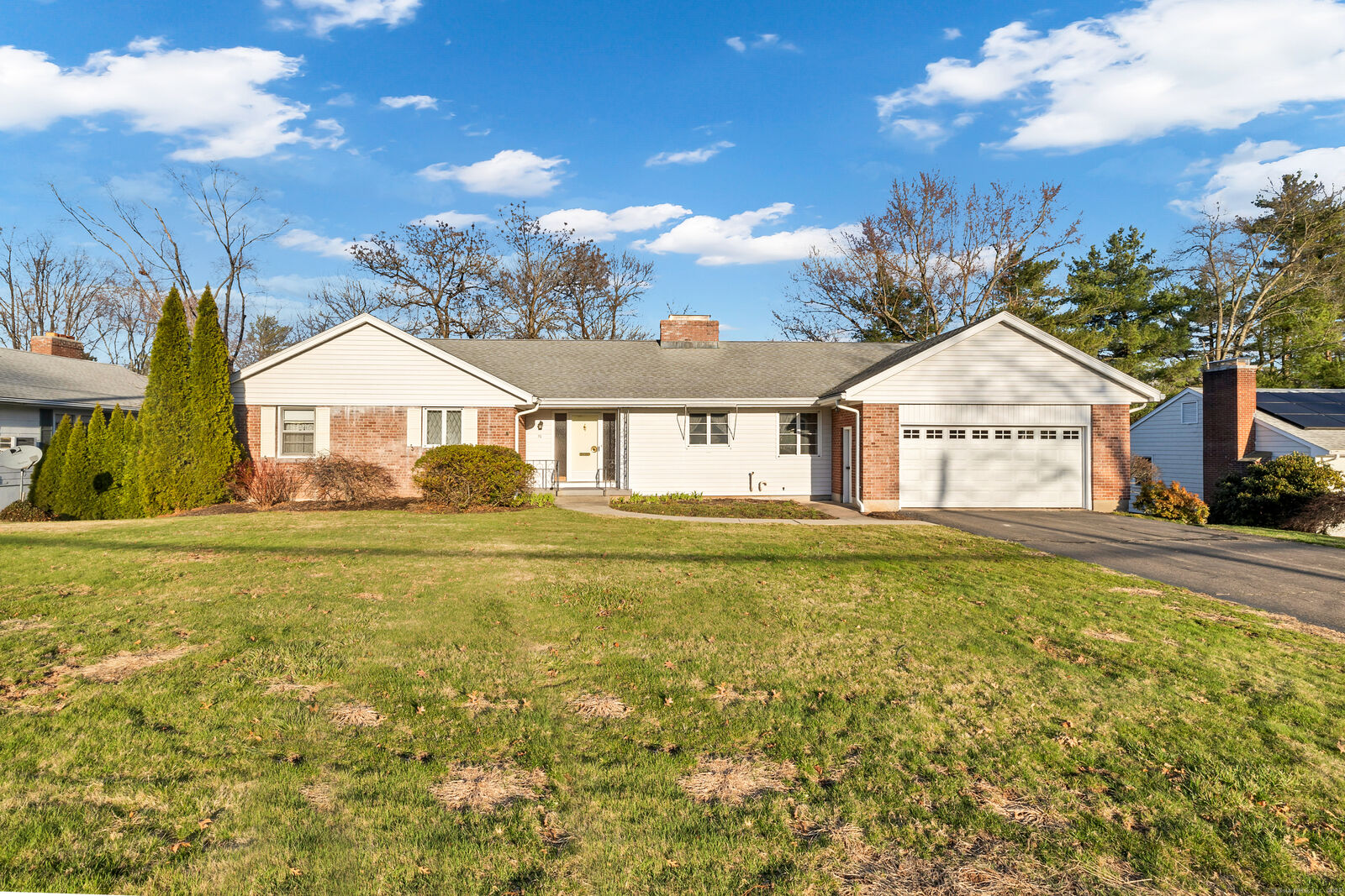 Property Photo:  16 Lincoln Avenue  CT 06117 