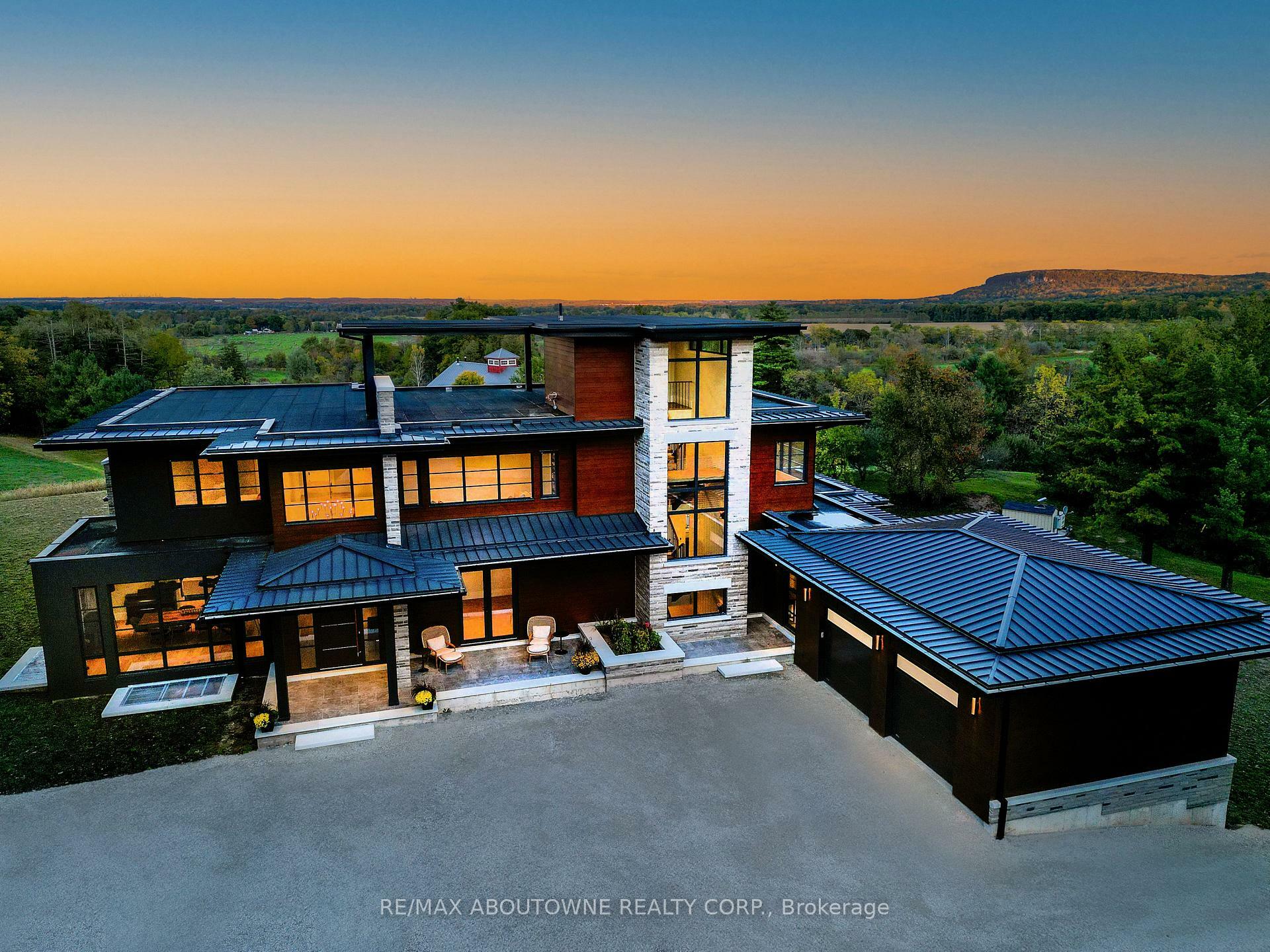 Property Photo: 6583 Twiss Road ON L7P 0B3