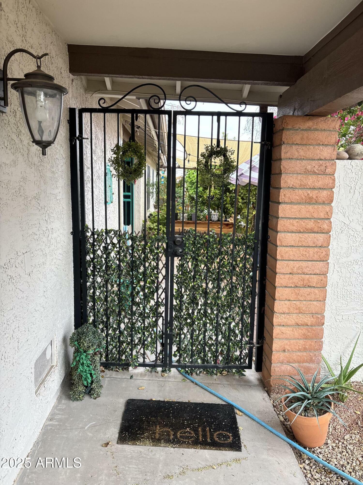 Property Photo: 12221 S Paiute Street AZ 85044