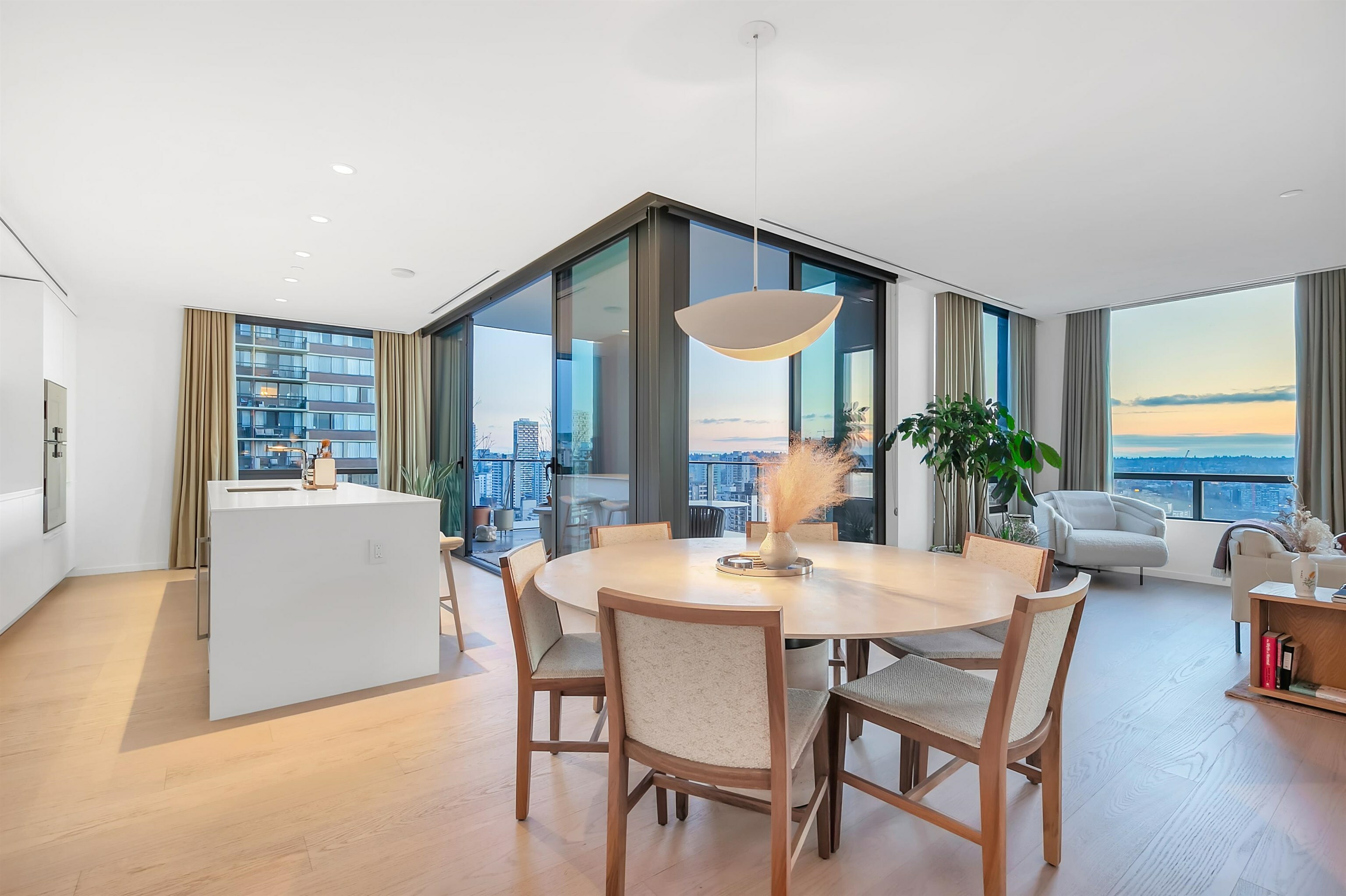 Property Photo: 1171 Jervis Street 1901 BC V6E 0C9