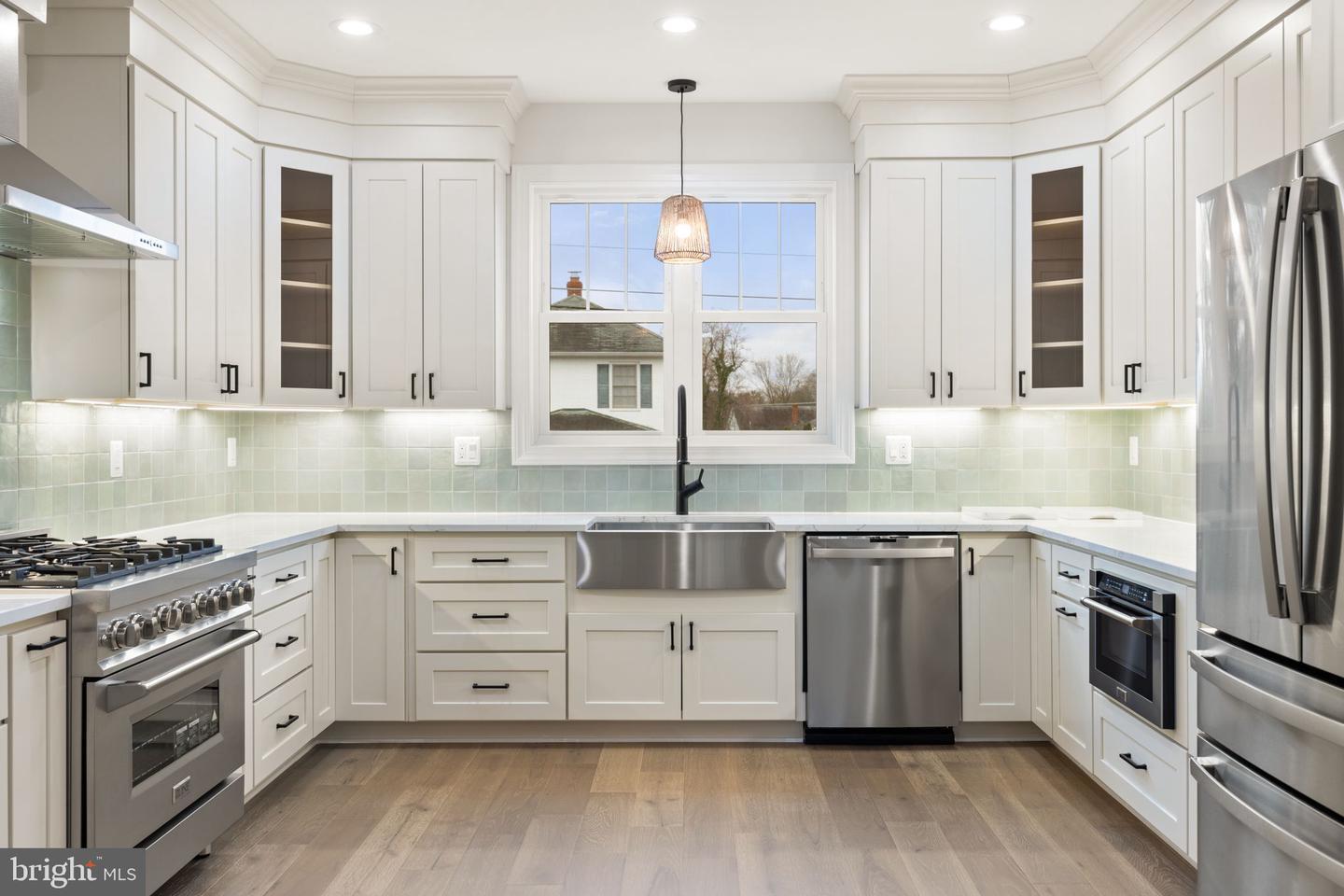 Property Photo: 57 Madison Street VA 20186