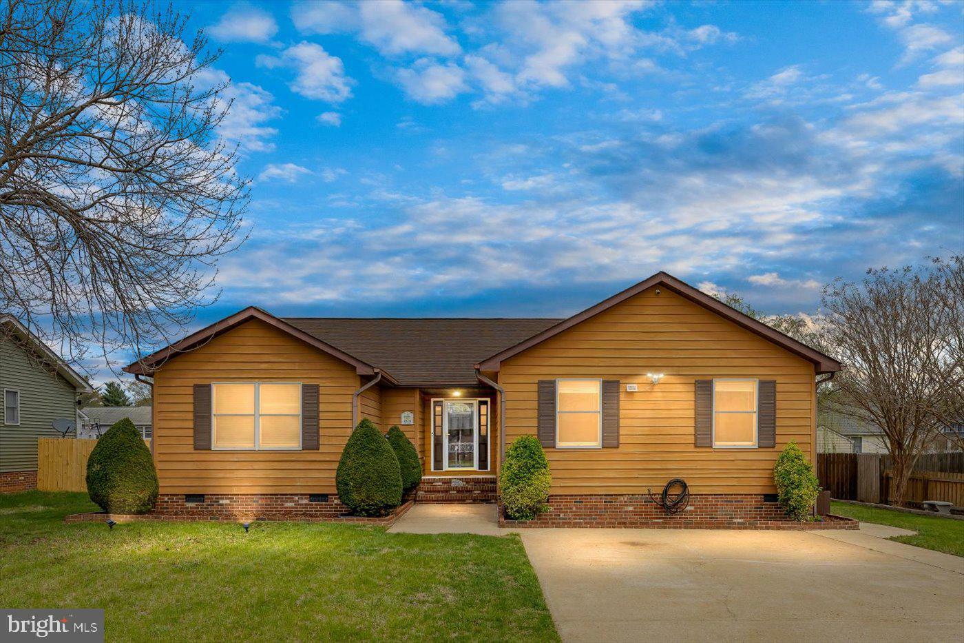 Property Photo: 4518 Mary Lee Avenue VA 22408