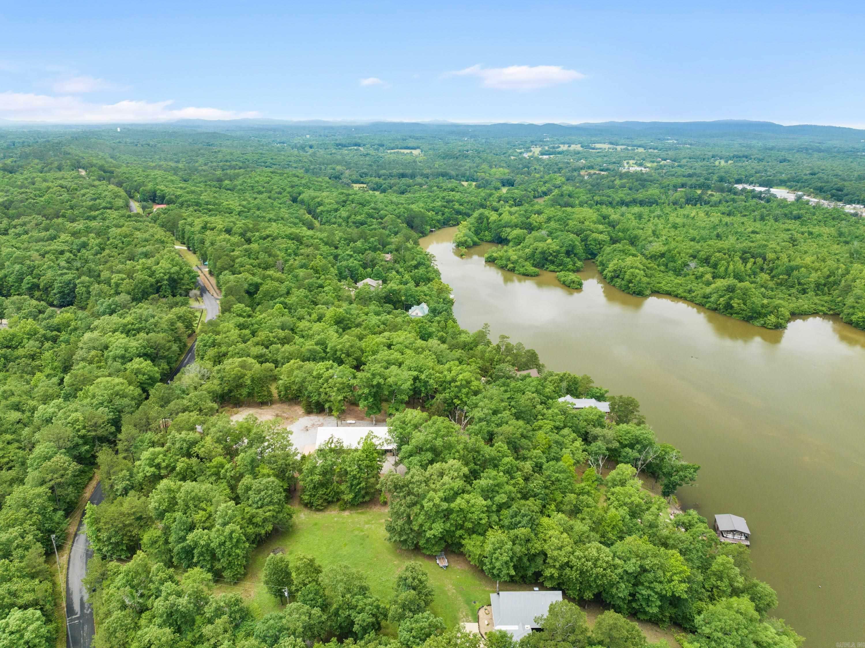 Property Photo: 329 Woodview Lane AR 71913