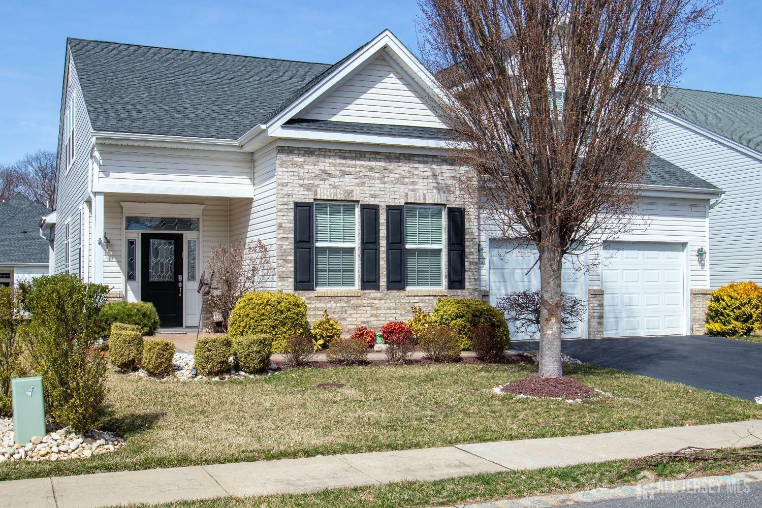 53 Mandrake Road  Monroe NJ 08831 photo
