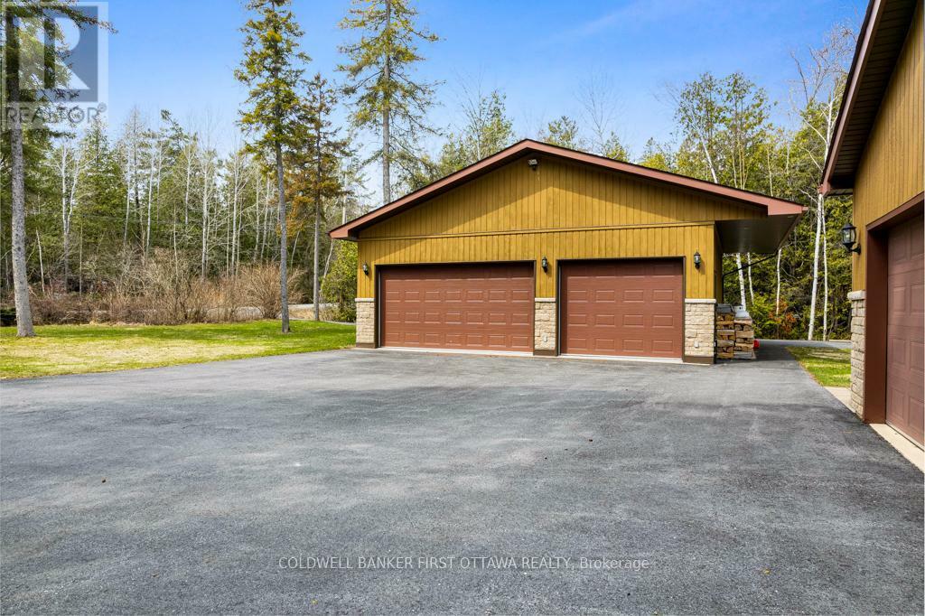 Property Photo: 206 Deerwood Drive ON K0A 2H0