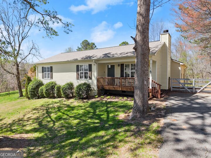 Property Photo: 162 Grant Road W GA 30534