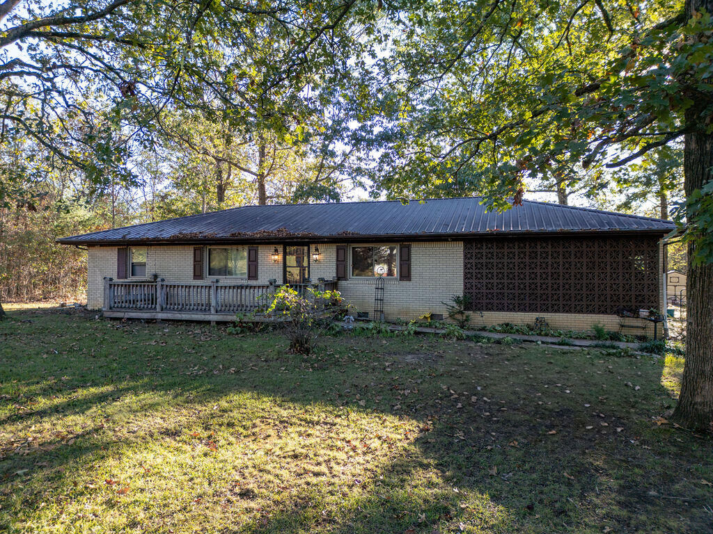 Property Photo: 1225 Co Rd 267 AL 35958