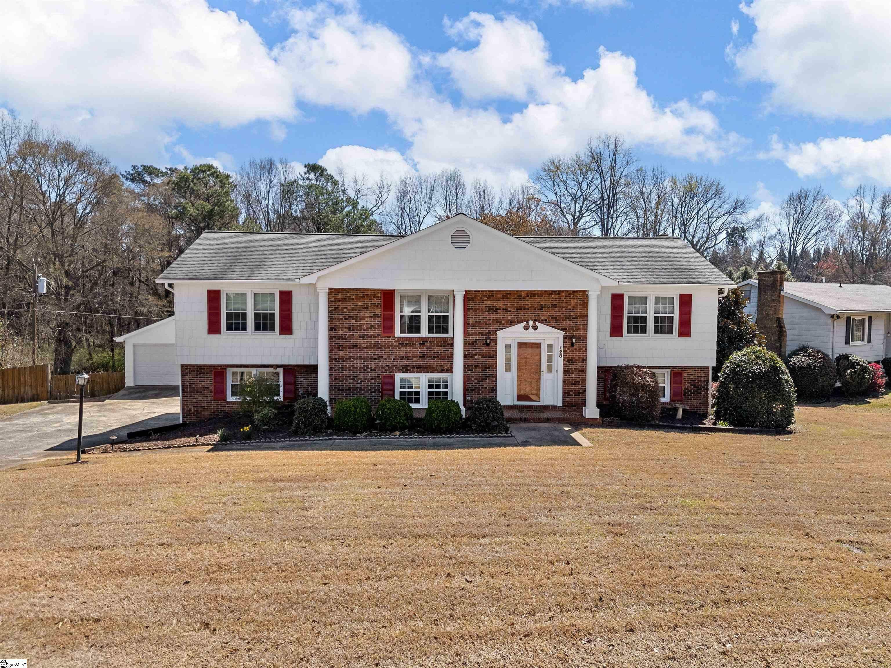 Property Photo: 128 Hendrix Drive SC 29316
