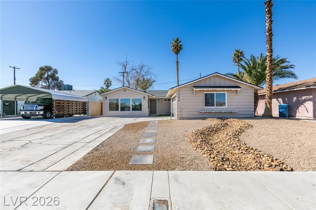 Property Photo: 2004 Burnham Avenue NV 89104