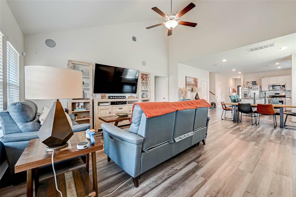 Property Photo: 28130 Aspen Horizon Drive TX 77386