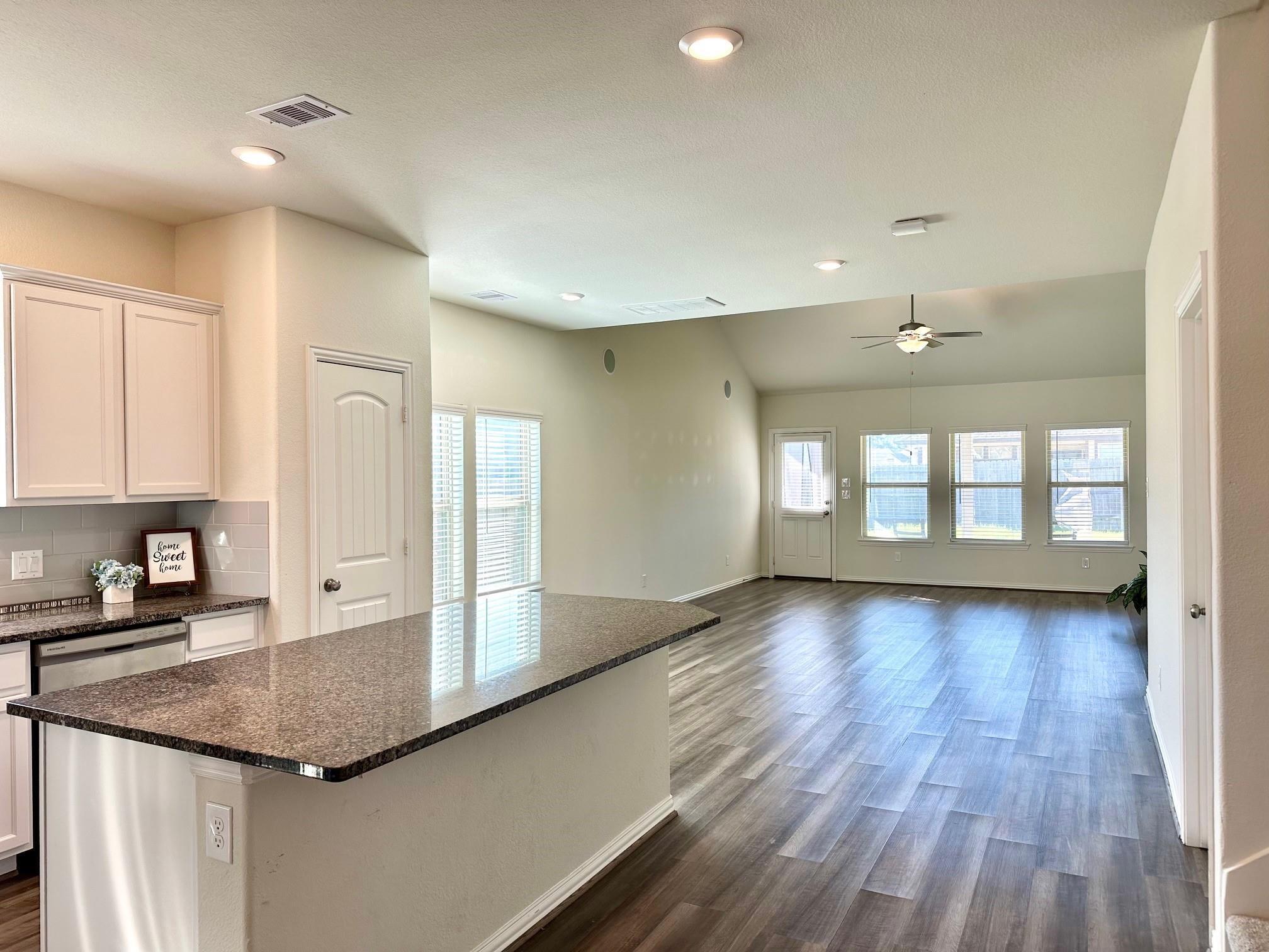 Property Photo:  28130 Aspen Horizon Drive  TX 77386 
