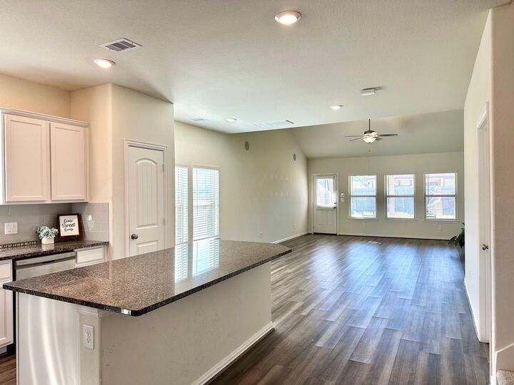 Property Photo: 28130 Aspen Horizon Drive TX 77386