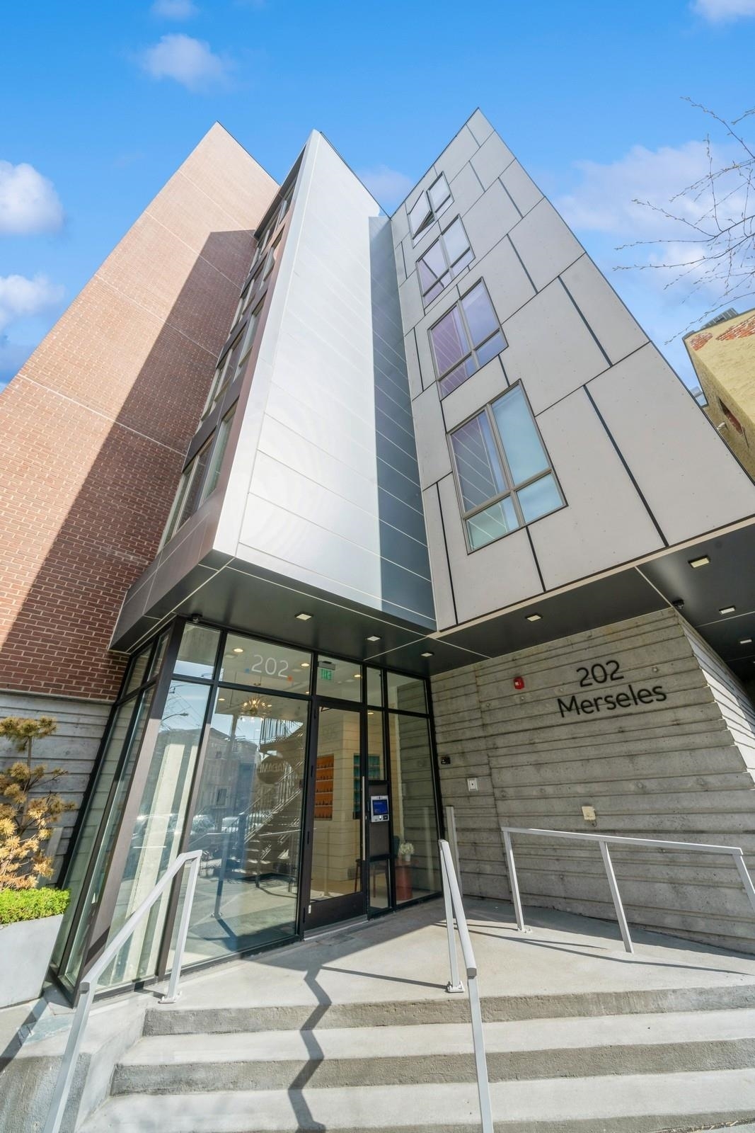 Property Photo: 202 Merseles St 503 NJ 07302