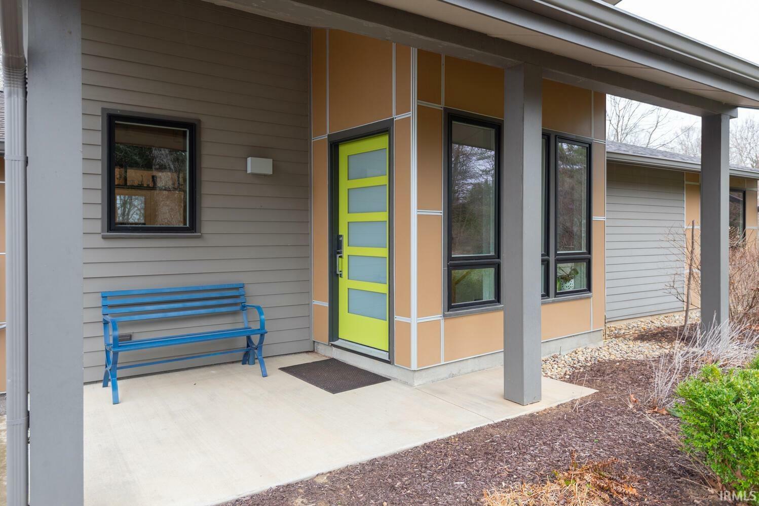 Property Photo: 5771 E Kings Road IN 47408