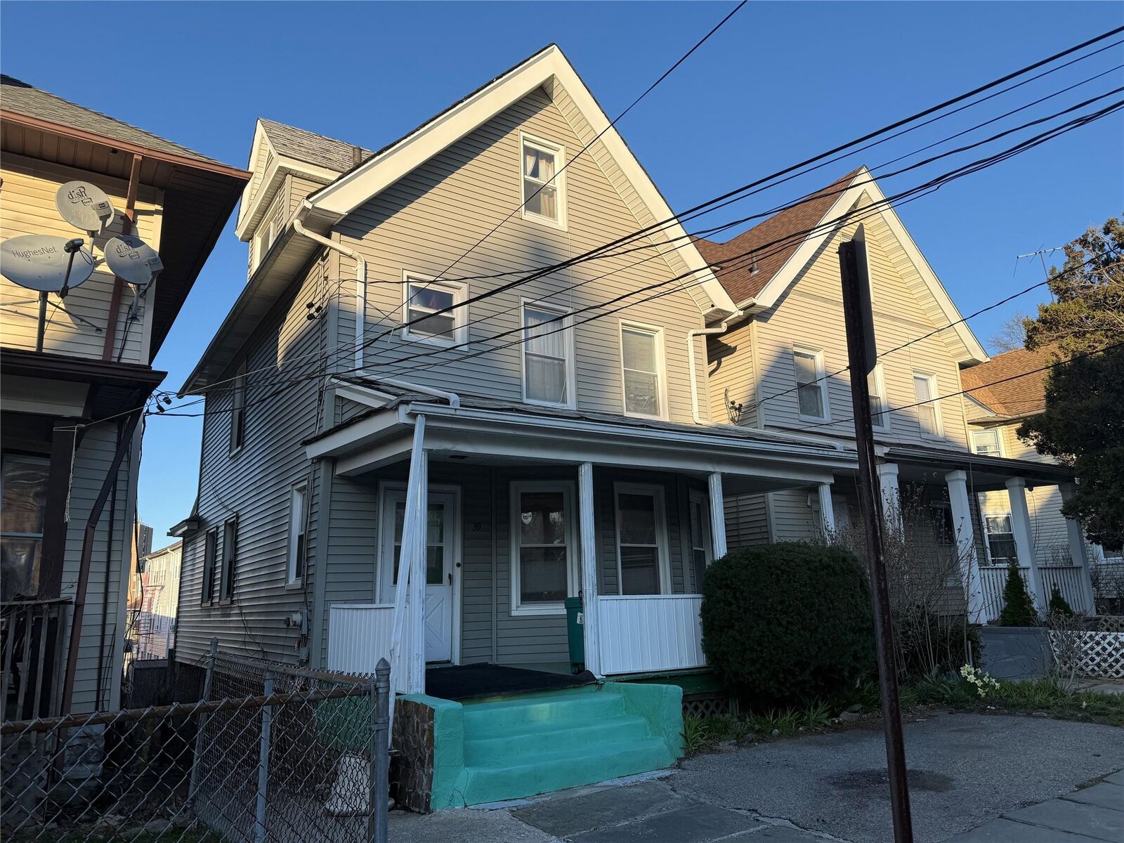 Property Photo:  39 Rathbun Avenue  NY 10606 