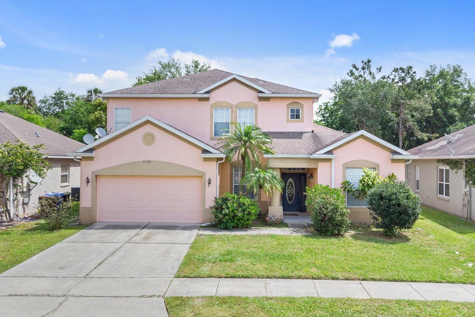 Property Photo: 2165 The Oaks Boulevard FL 34746