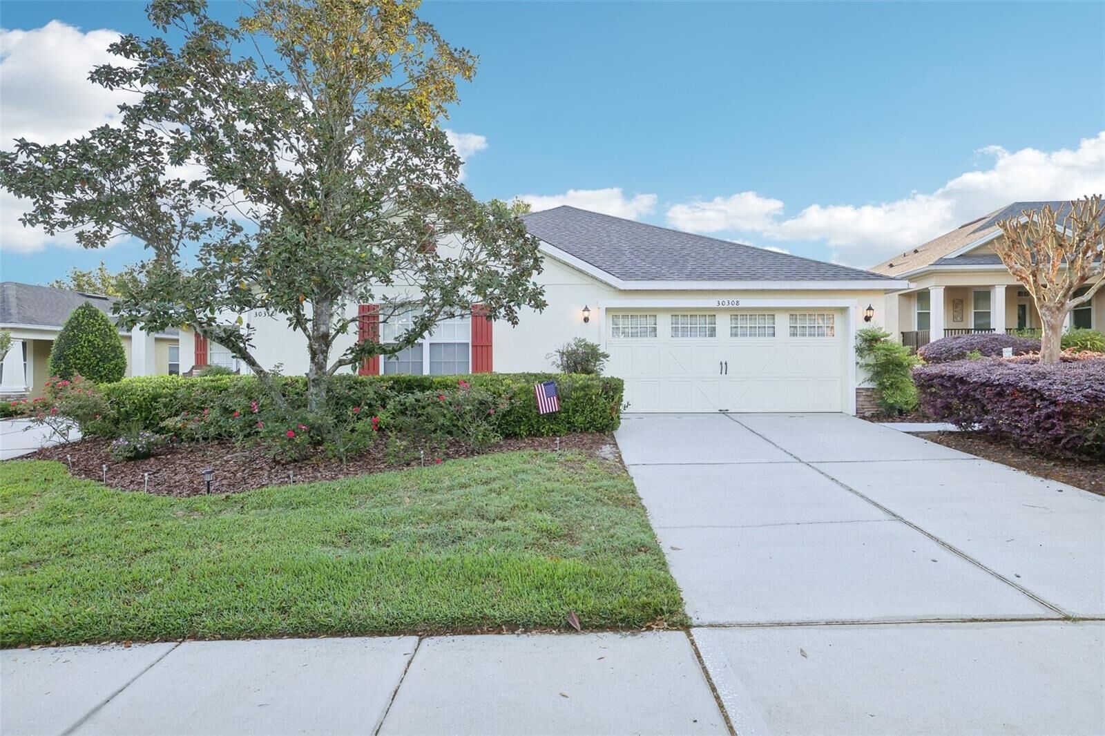 Property Photo: 30308 Lipizzan Terrace FL 32757