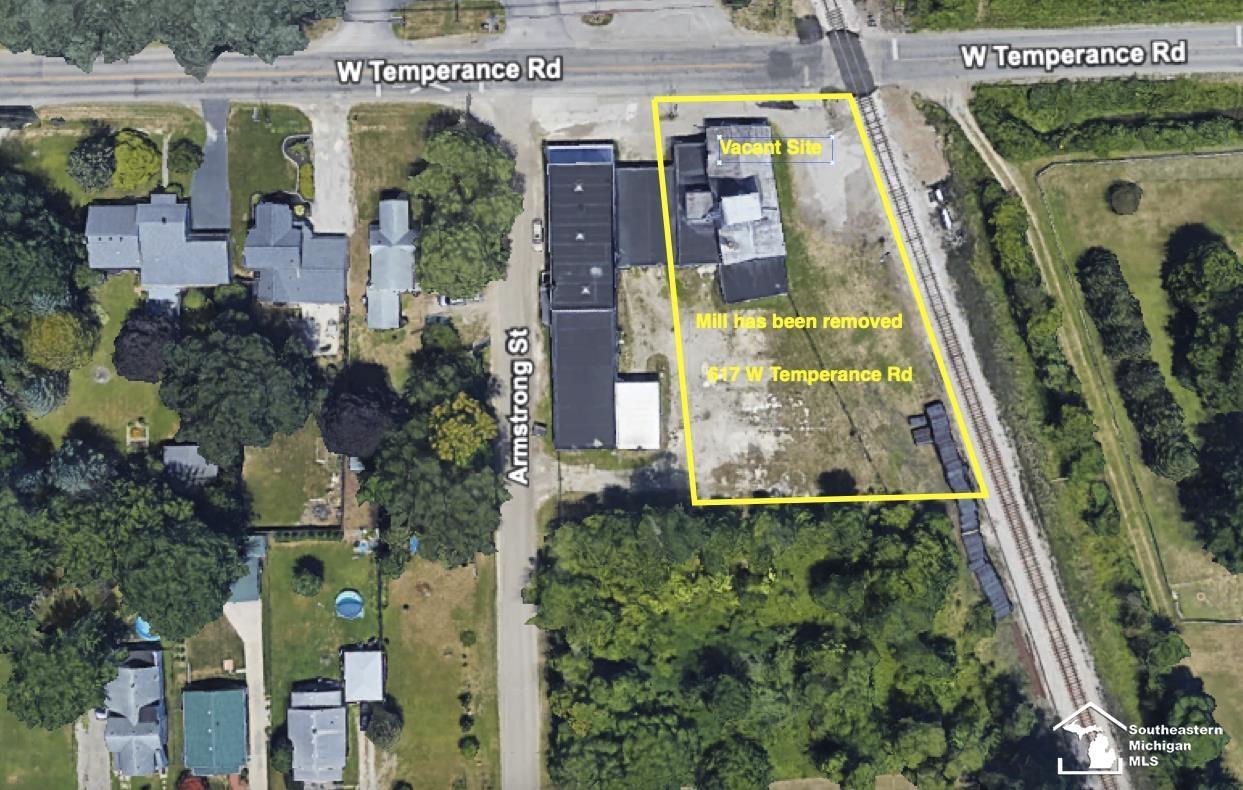 Property Photo: 617 W Temperance Road MI 48182