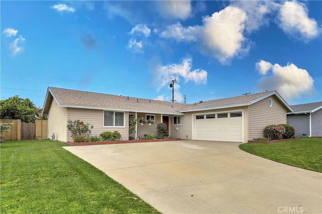 Property Photo: 10551 Claudia CA 90630