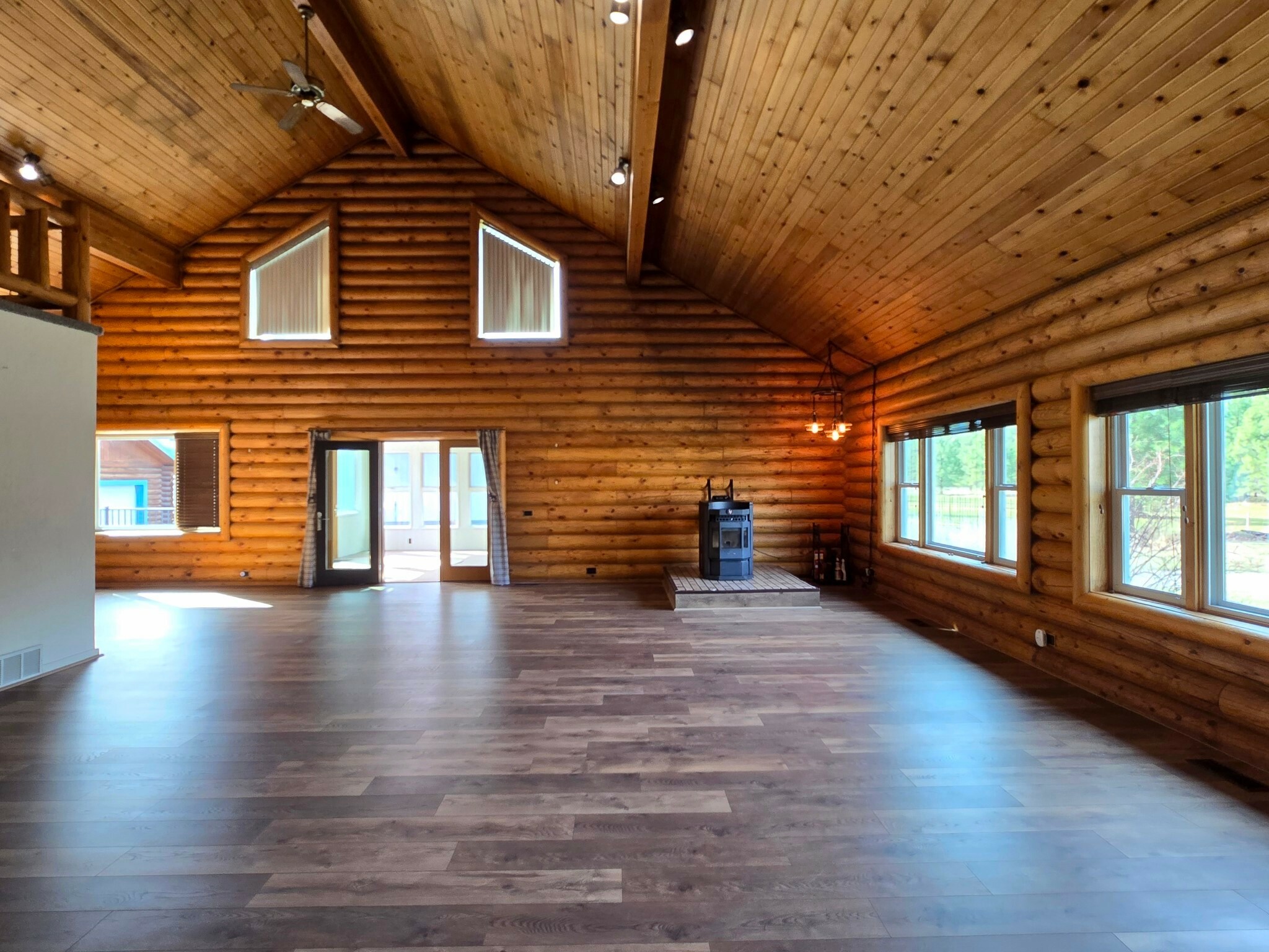 Property Photo: 217 Woodlin Lane MT 59873
