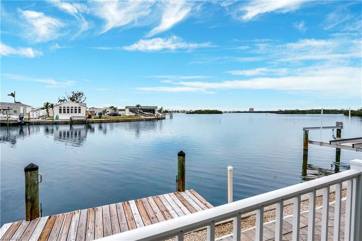 Property Photo: 83 Blackbeard Way FL 33931