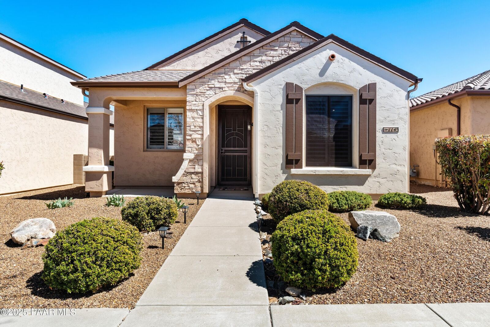 Property Photo: 1145 N Hobble Strap Street AZ 86314