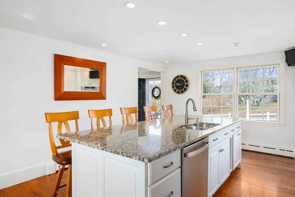 Property Photo: 4 Bayberry Ln MA 02025