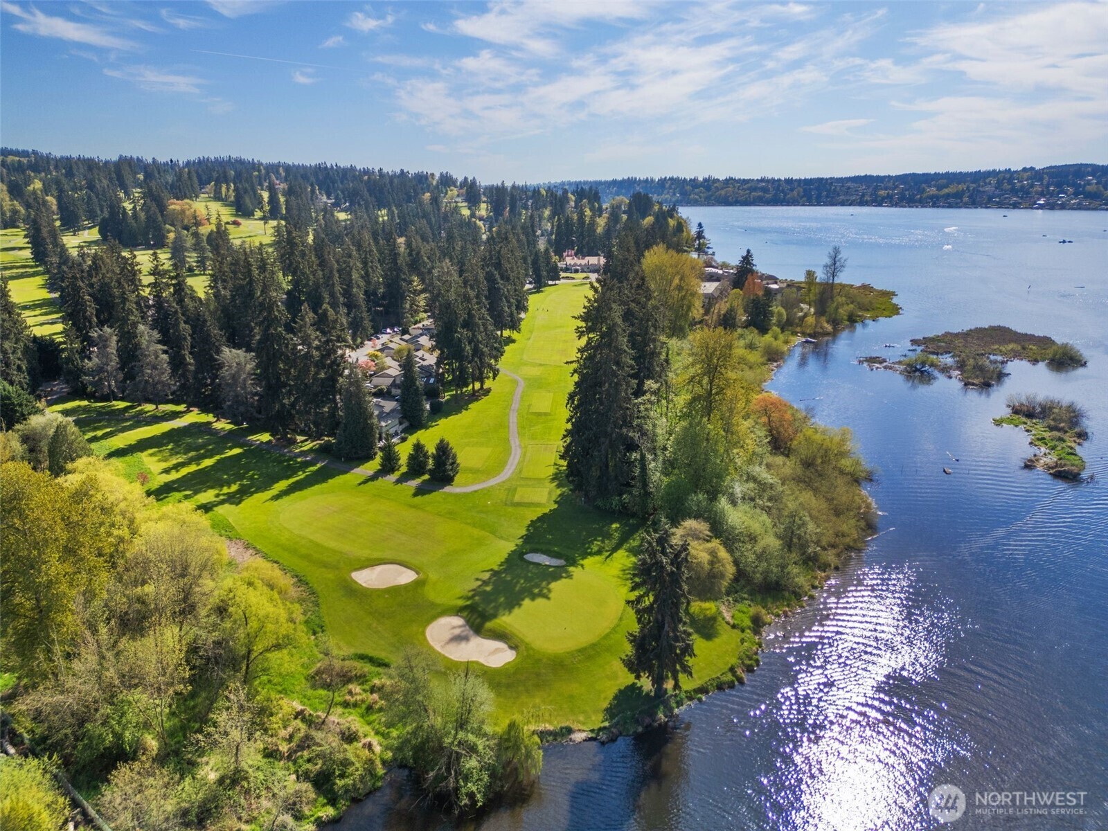 Property Photo: 6516 NE 171st Place WA 98028