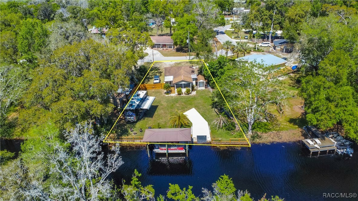 Property Photo: 10530 E Gobbler Drive FL 34436