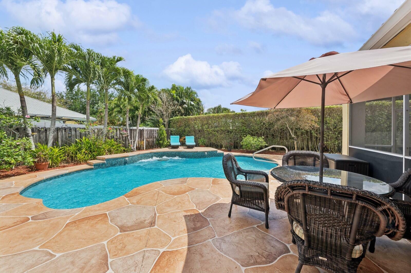 Property Photo: 1895 Lynton Circle FL 33414
