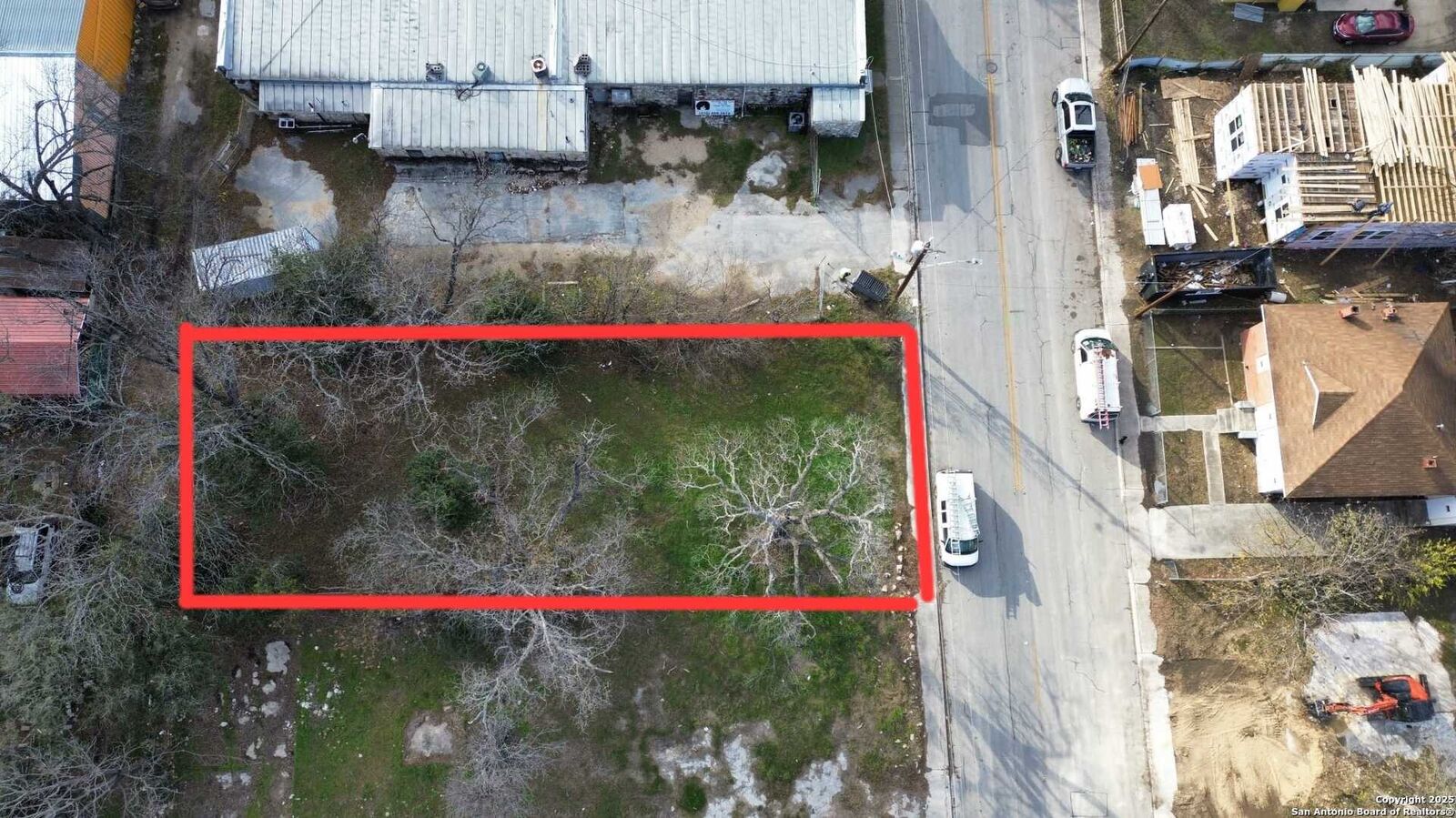 Property Photo:  1410 Montana  TX 78203 