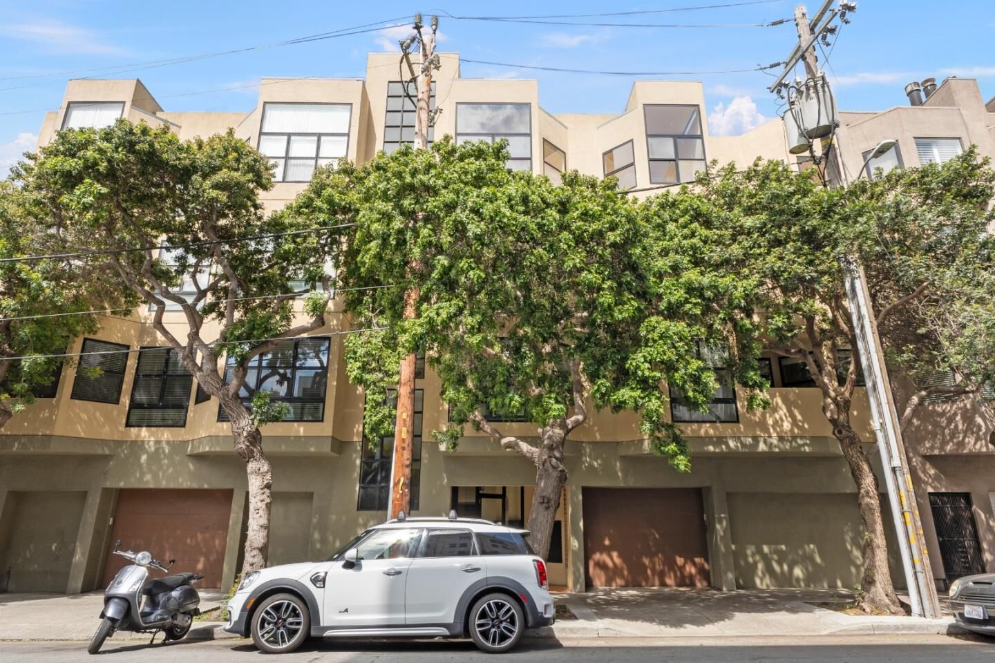 Property Photo: 460 Francisco Street 103 CA 94133