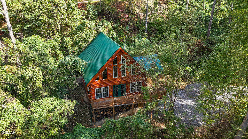 Property Photo: 833 Park Drive TN 37738