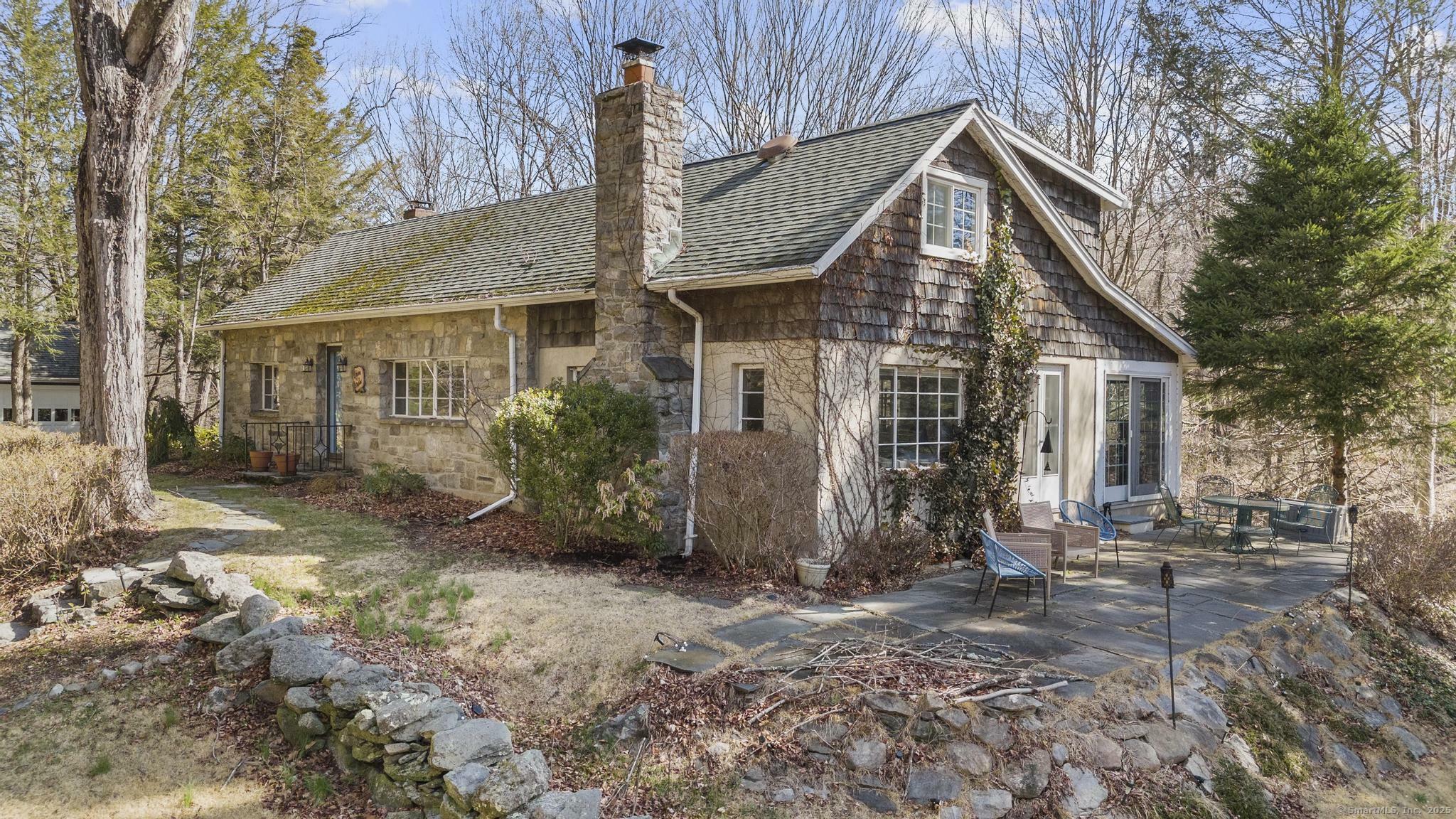 105 Ladder Hill Road North  Weston CT 06883 photo