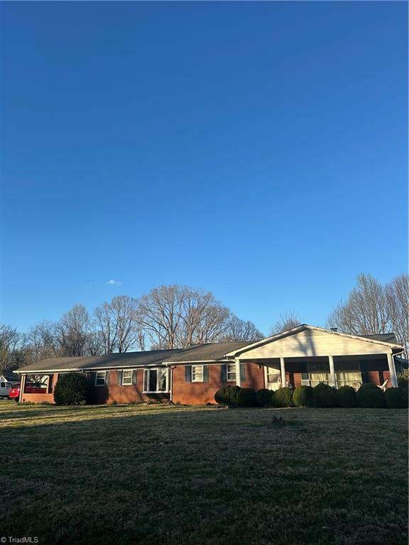 Property Photo: 205 Gate Street NC 28659
