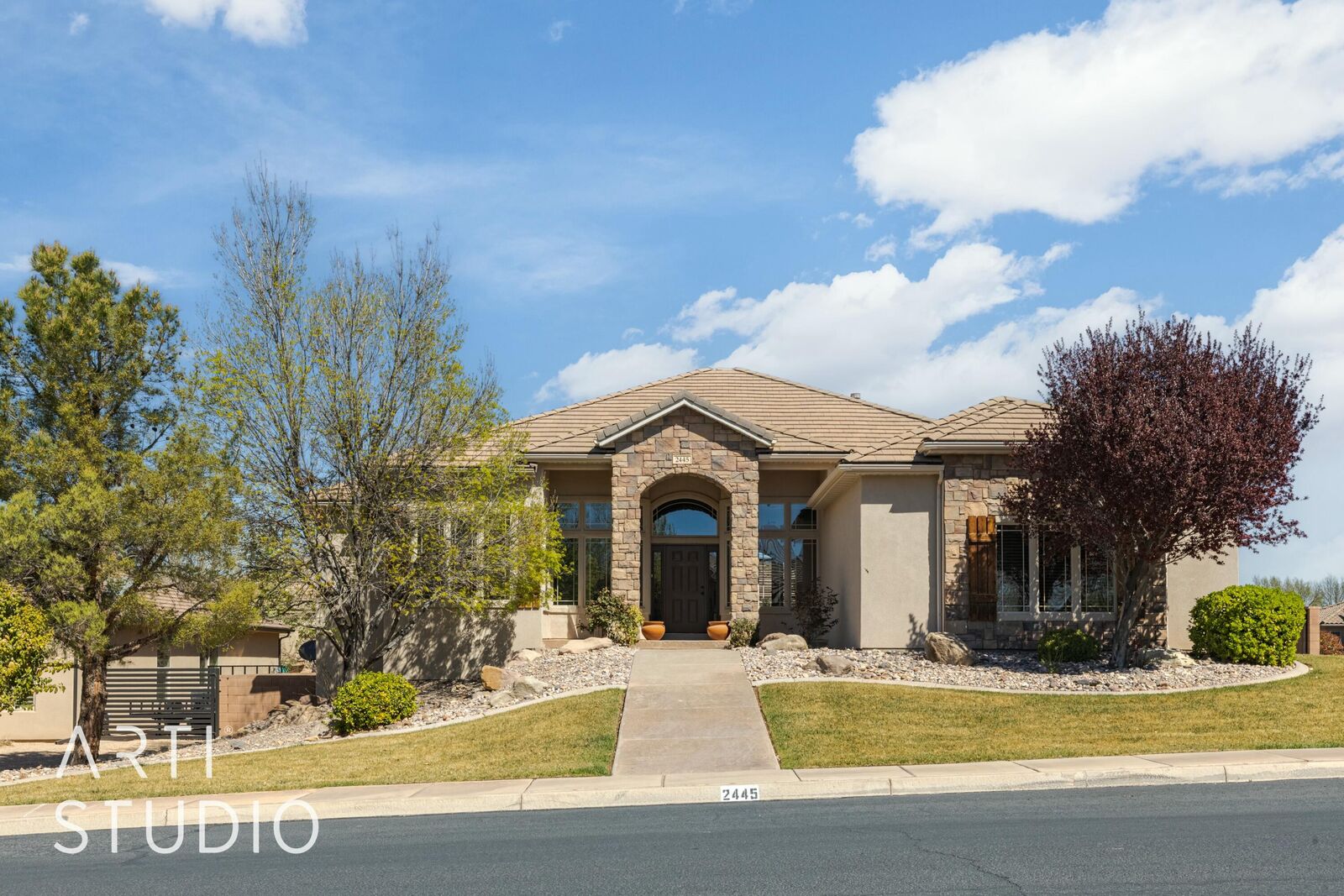 Property Photo:  2445 E 2860 S  UT 84790 