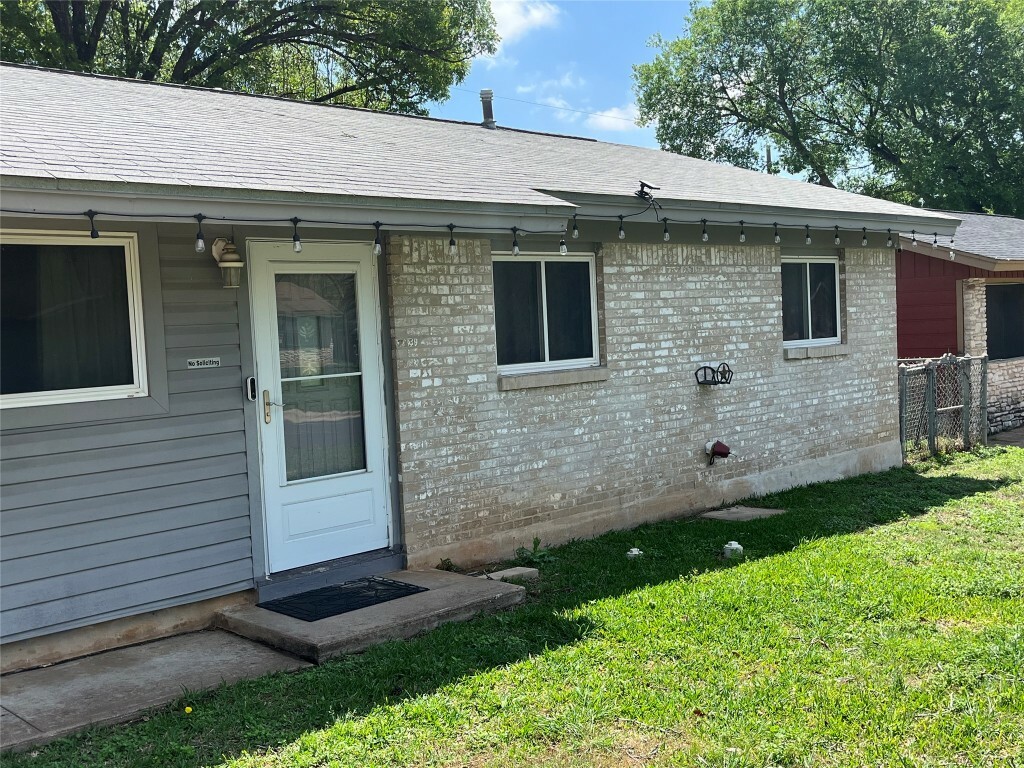 Property Photo: 4609 Greenridge Terrace TX 78745