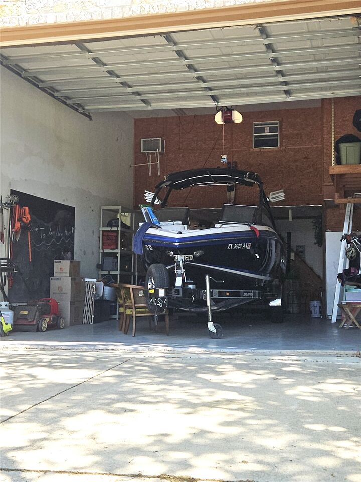 Property Photo:  1016 Merlene Drive  TX 78732 