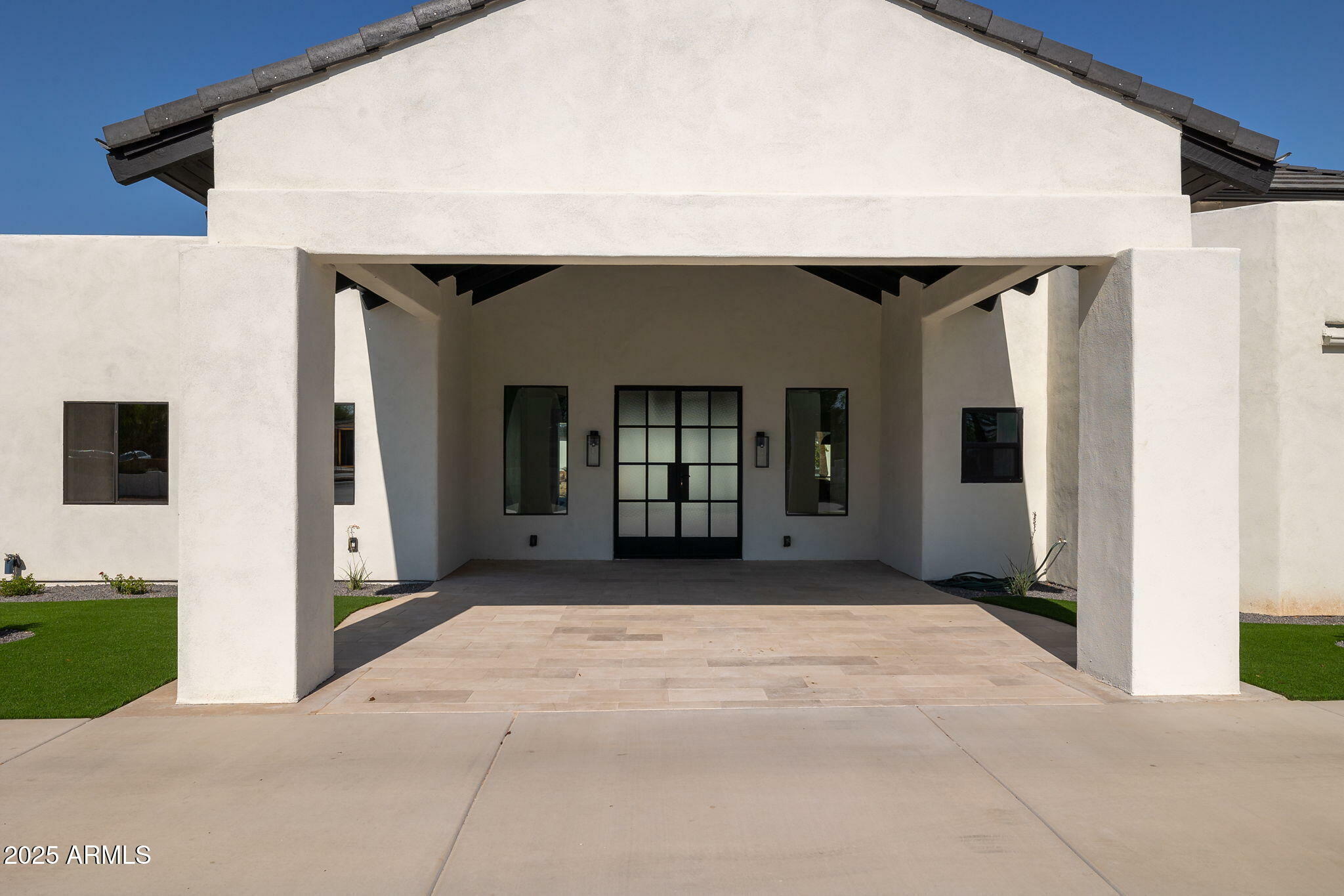 Property Photo: 10620 N 84th Street AZ 85260