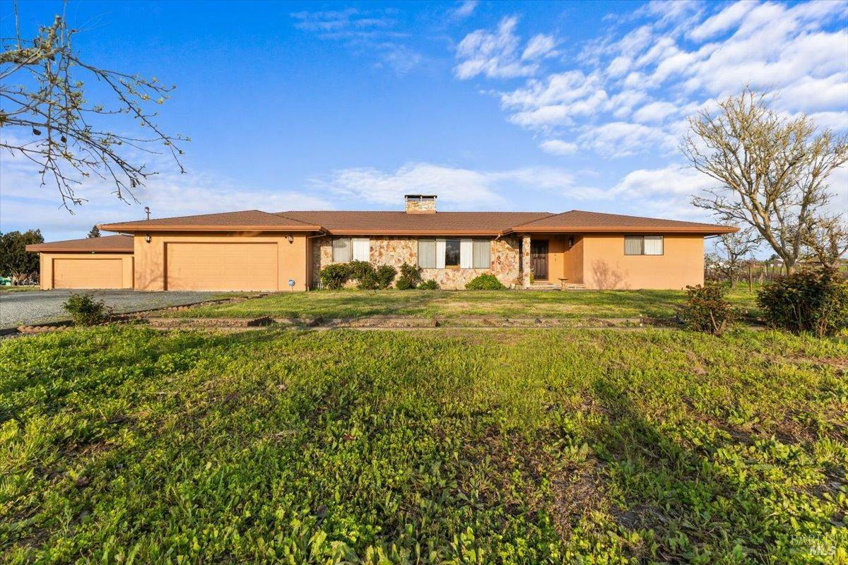 2062 Woolsey Road  Fulton CA 95439 photo
