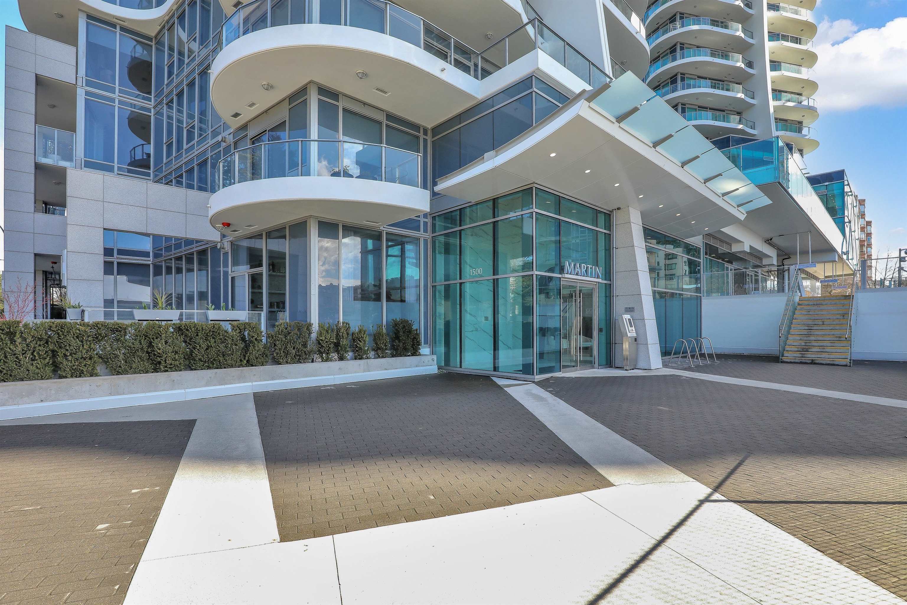 Property Photo: 1500 Martin Street 1201 BC V4B 0C2