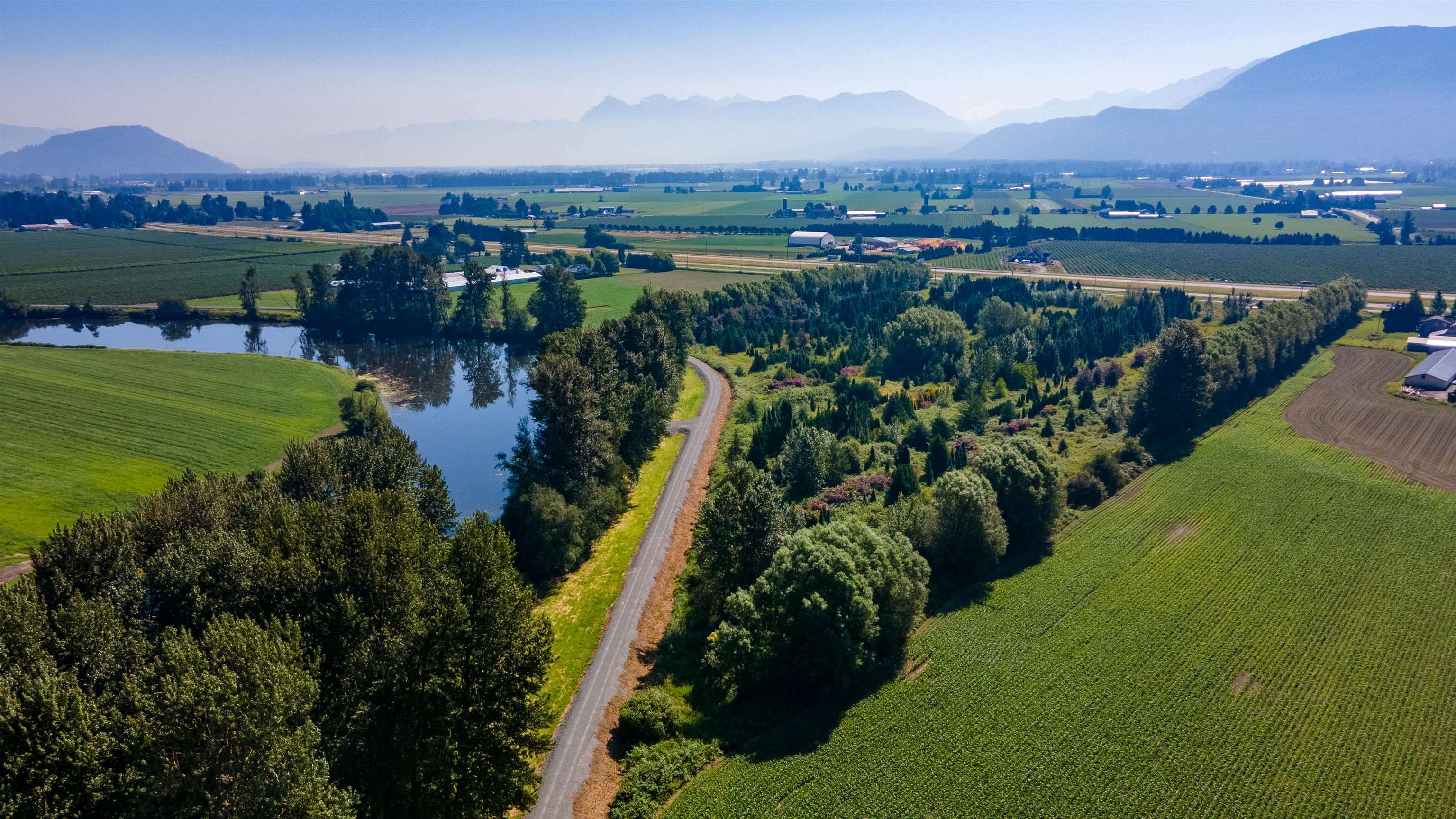 Property Photo: 39881 North Parallel Road BC V3G 2S8