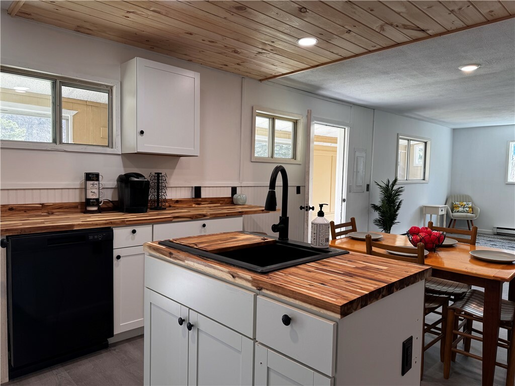 Property Photo: 6944 County Road 37 NY 14560