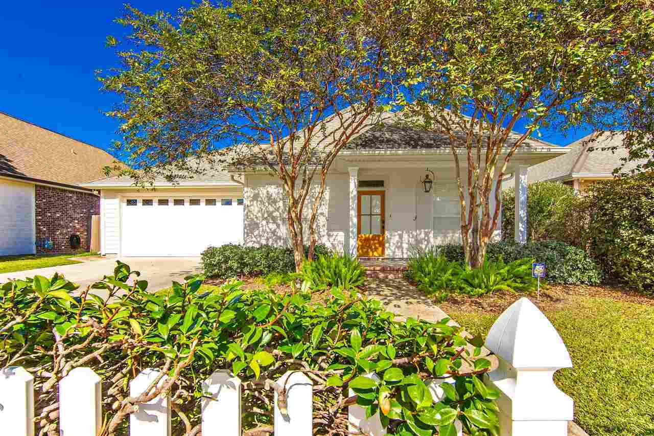 Property Photo: 504 Sugar Mill Courtyard LA 70360