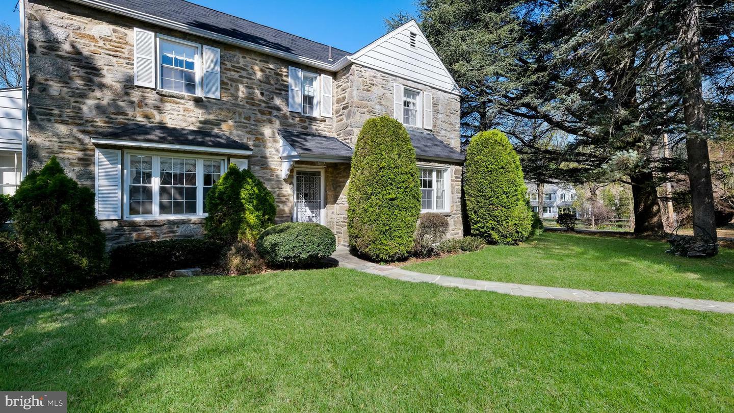 Property Photo: 792 Dale Road PA 19046