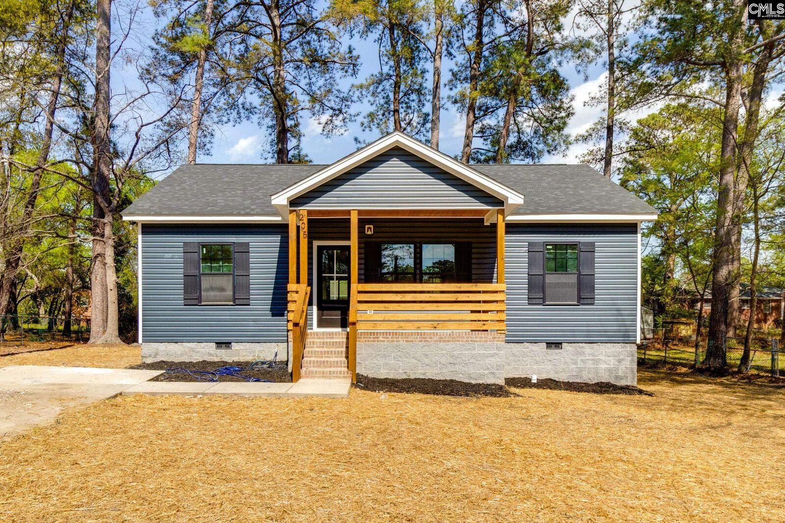 Property Photo:  205 Sunnydale  SC 29223 