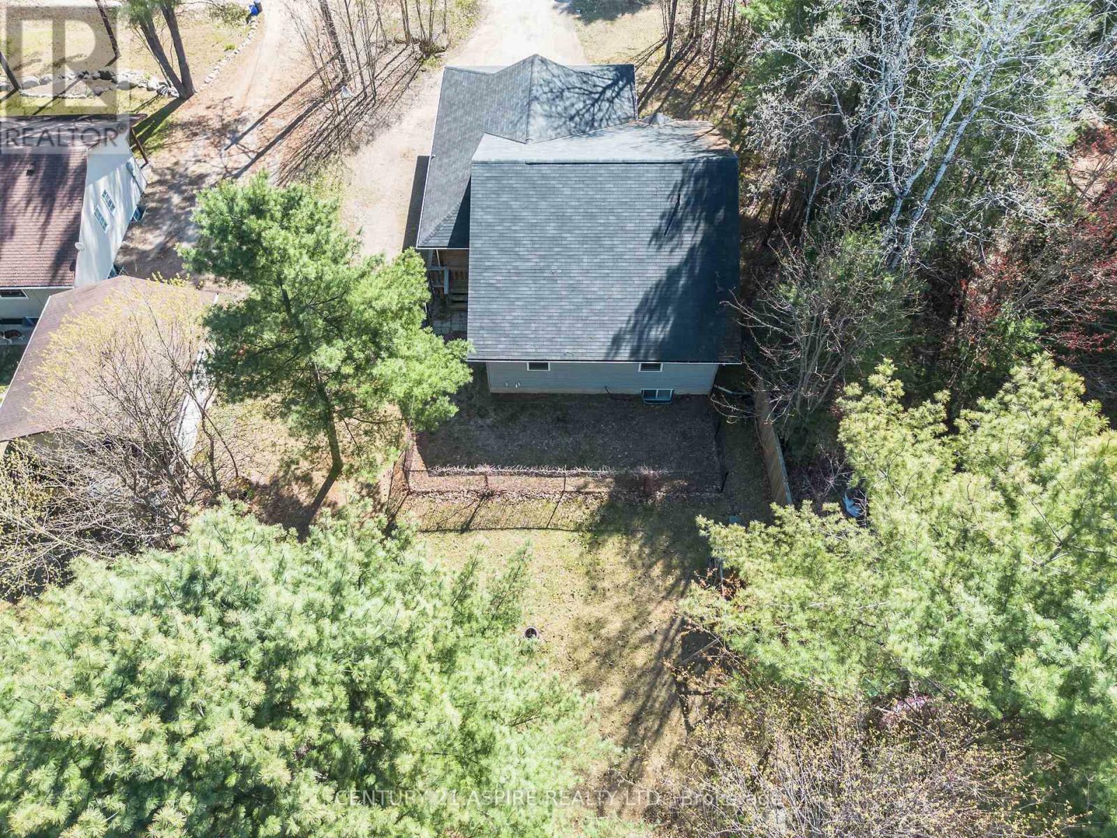 Property Photo: 60 Legere Drive ON K0J 1P0